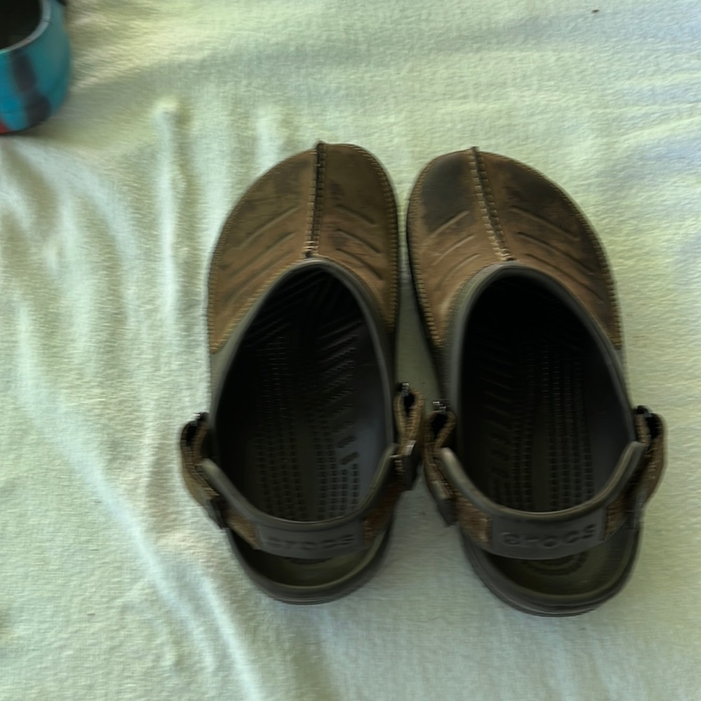 Size 7 Brown crocs